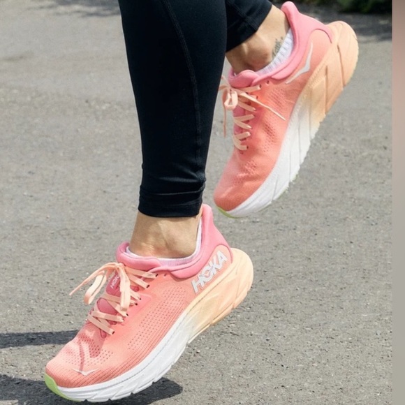 Hoka Arahi 7 Sneakers Hoka Papaya Sneakers Hoka Running Shoes - Picture 3 of 10